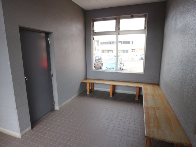 エントランス　※別部屋の写真です。