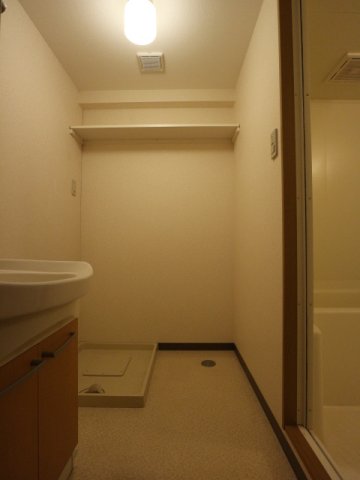 洗面設備　※別部屋の写真です。