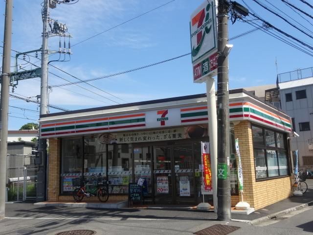 コンビニ　セブンイレブン杉田３丁目店（コンビニ）まで608m