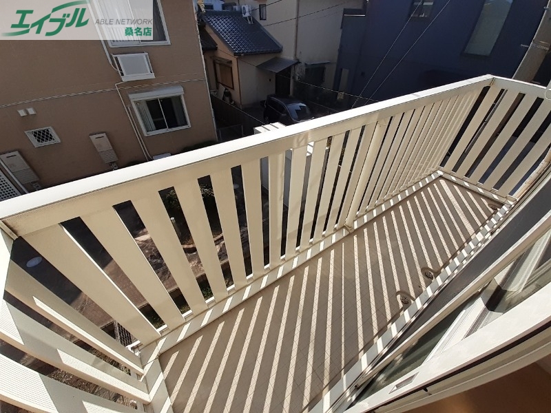 バルコニー　別部屋反転画像参考