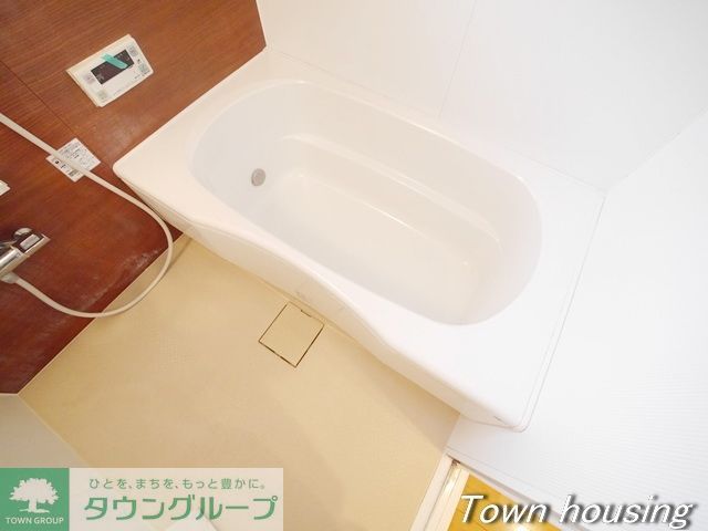 バス・シャワールーム　同物件別部屋写真