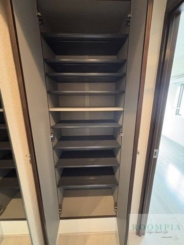玄関　物件画像