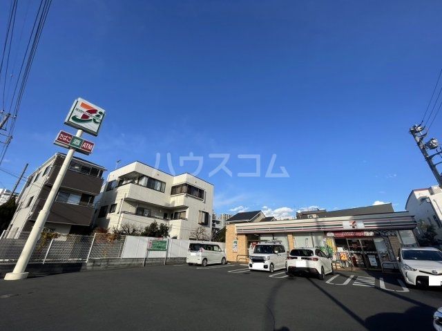 コンビニ　セブンイレブン 大宮桜木4丁目店（コンビニ）まで352m