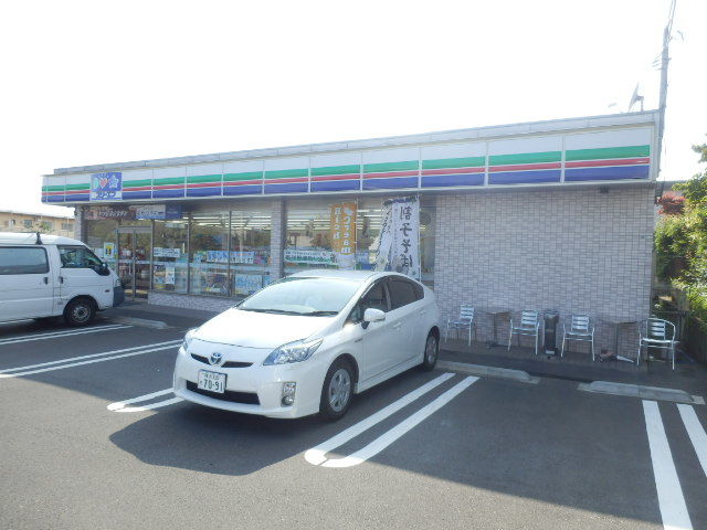 コンビニ　スリーエフ緑区北八朔町店（コンビニ）まで744m
