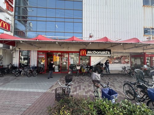 飲食店　マクドナルド 鴫野コノミヤ店（飲食店）まで945m