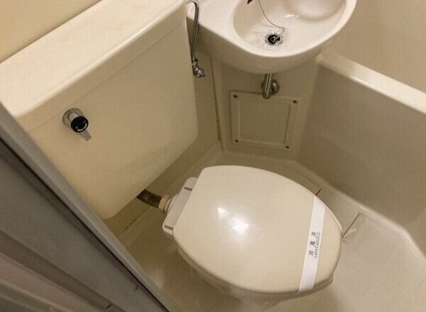 トイレ　図面と現状に相違がある場合には現状を優先