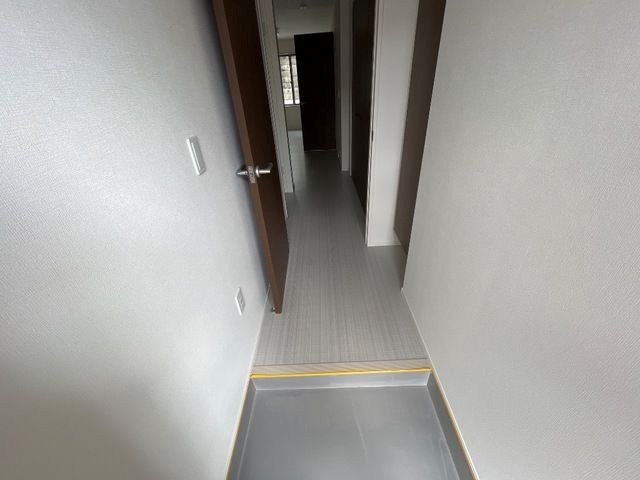 玄関　玄関（イメージ）