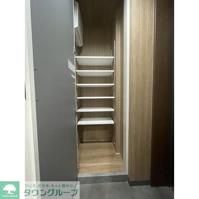 収納　シューズボックス
