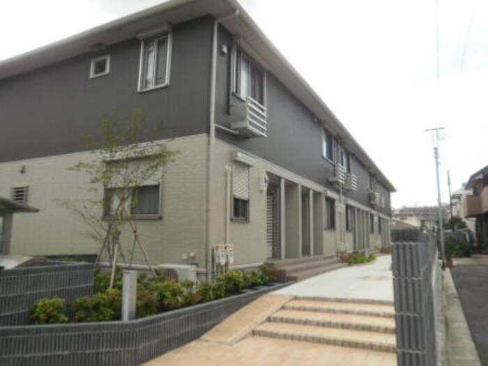 建物外観　京成高砂駅徒歩１０分（８００ｍ）