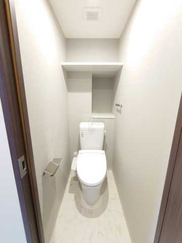 トイレ　ORME COURT NIPPORI EAST