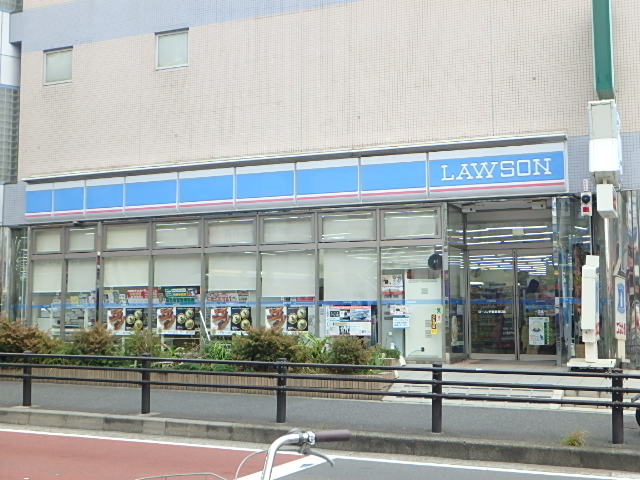 コンビニ　ローソン戸塚駅東口店（コンビニ）まで224m