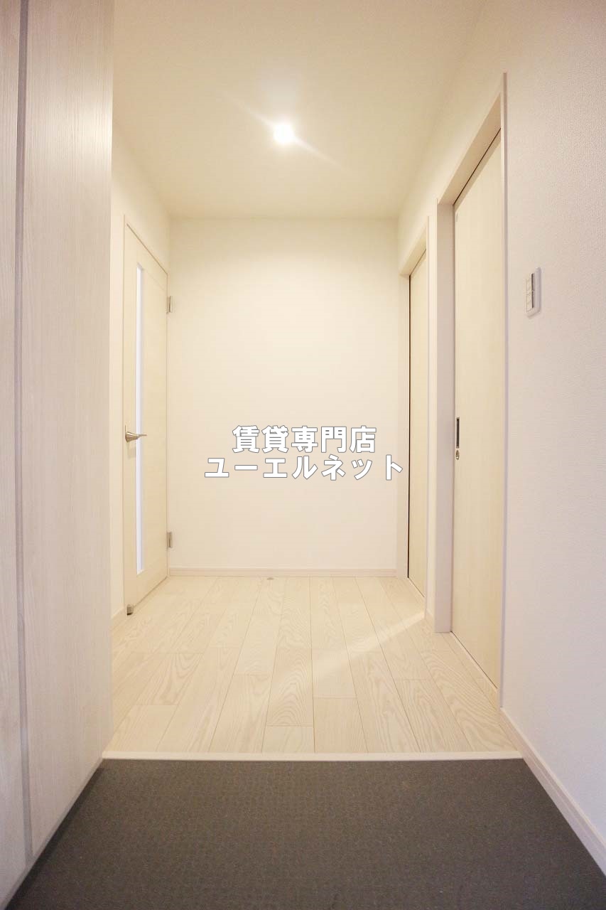 玄関　住まいの顔ともなる玄関