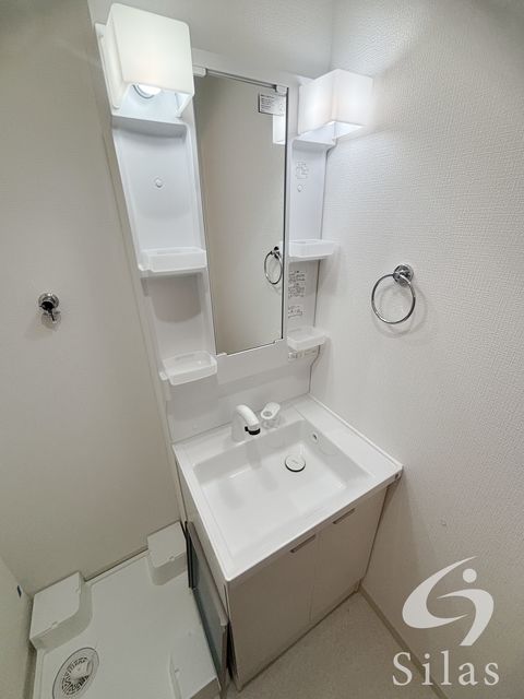 洗面設備　同仕様