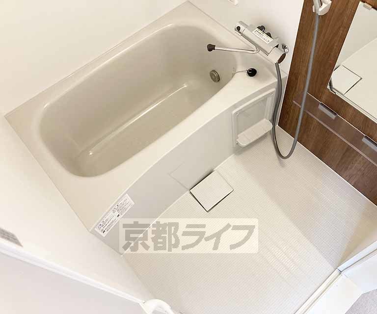 バス・シャワールーム　リラックスできるバスルーム・