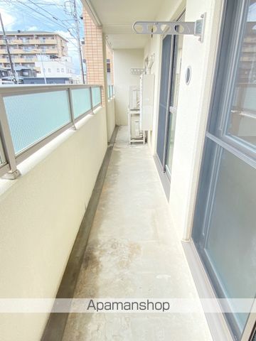 ＪＲ東海道本線 浜松駅 バス乗車時間：35分 最寄りバス停で下車 徒歩2分 3階建 築18年の内装写真