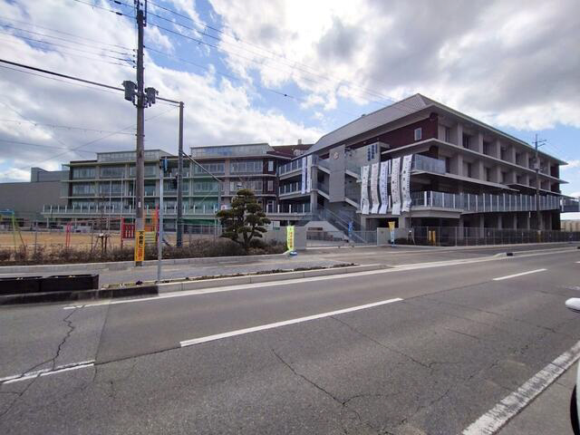 中学校　東条中学校（中学校）まで2602m