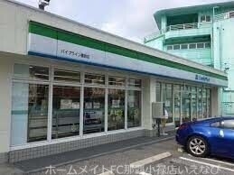 コンビニ　ファミリーマートパイプライン嘉数店（コンビニ）まで505m