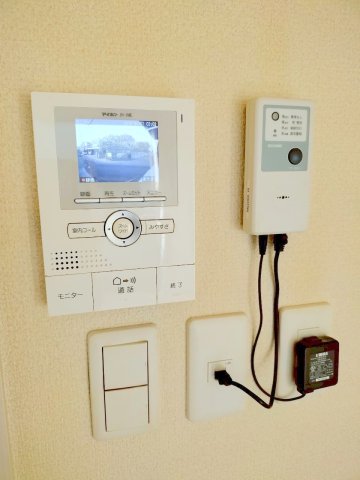 セキュリティ　★安心の録画機能付きカラーモニターホンと防犯装置★