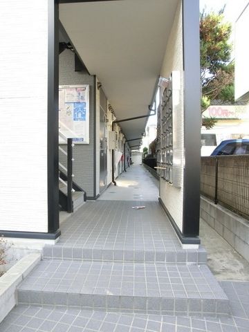 エントランス　入口通路