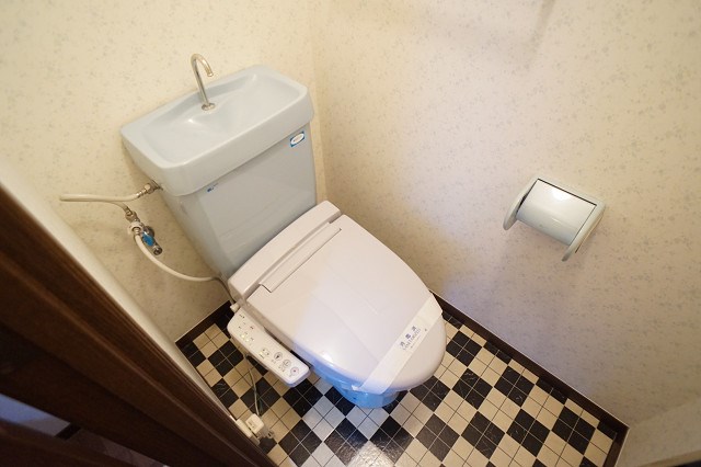 トイレ　別部屋参考写真