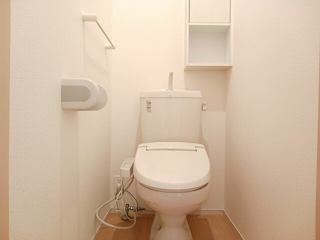 トイレ　ゆったりとした空間のトイレです