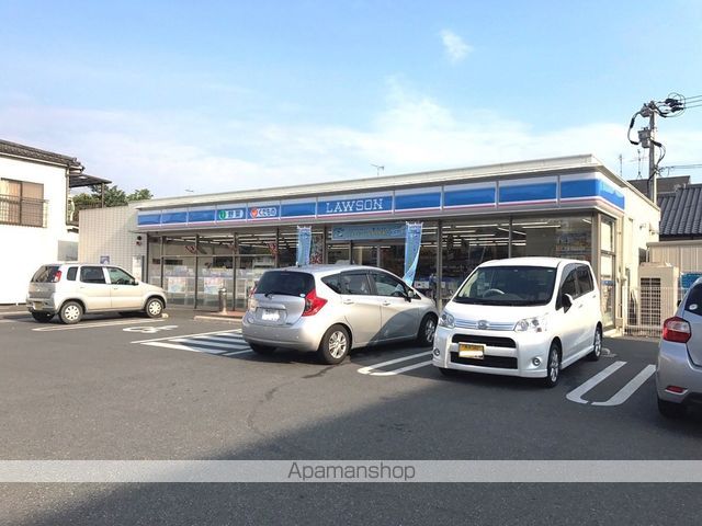 コンビニ　ローソン（コンビニ）まで490m