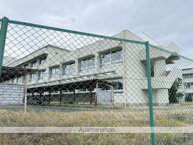 中学校　瀬戸内市立邑久中学校（中学校）まで1727m