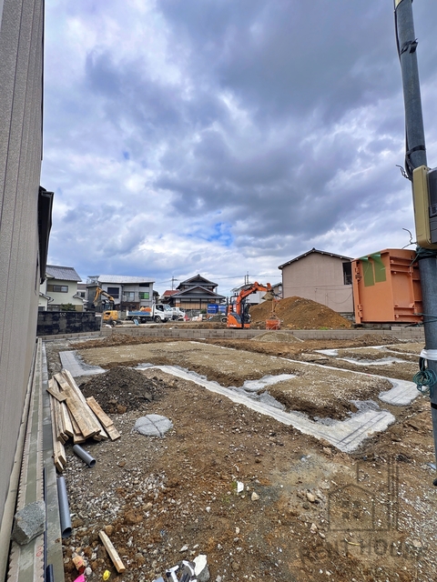 その他共有部分　外観（建設中）