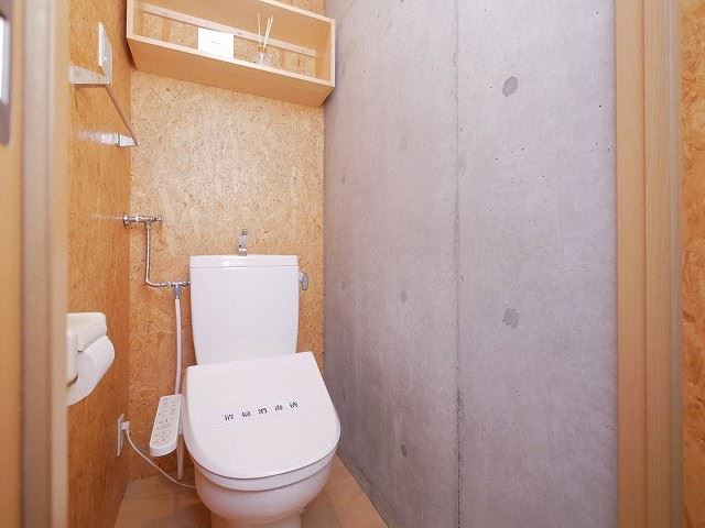 トイレ　シャワートイレ
