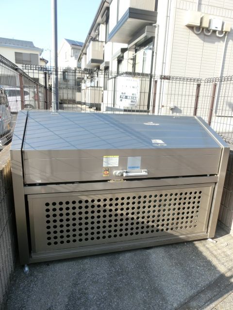 その他共有部分　敷地内ゴミ置き場付き