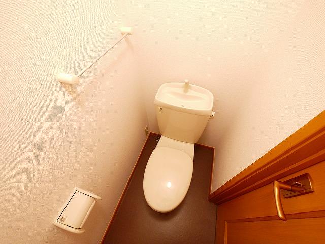 トイレ　トイレもきれいです