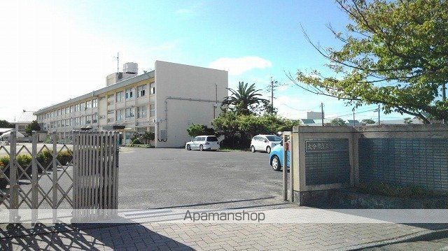 小学校　三佐小学校（小学校）まで850m