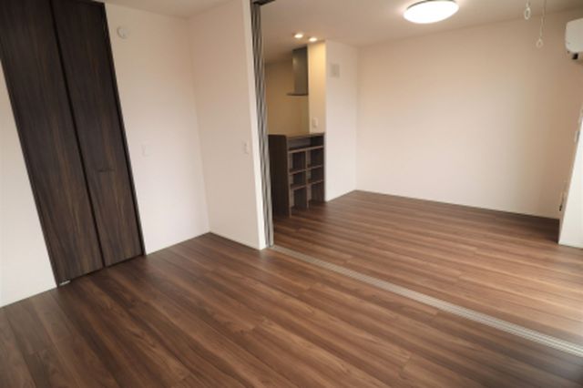 GRAND D-ROOM女鳥羽の居間写真