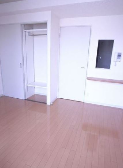 その他部屋・スペース　使い勝手のいい寝室です
