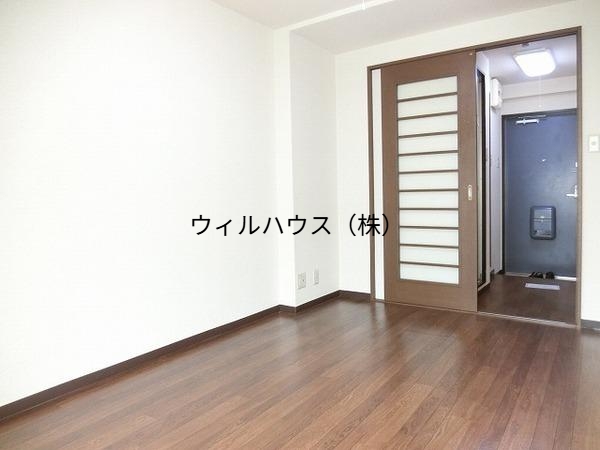 その他部屋・スペース　明るい洋室！