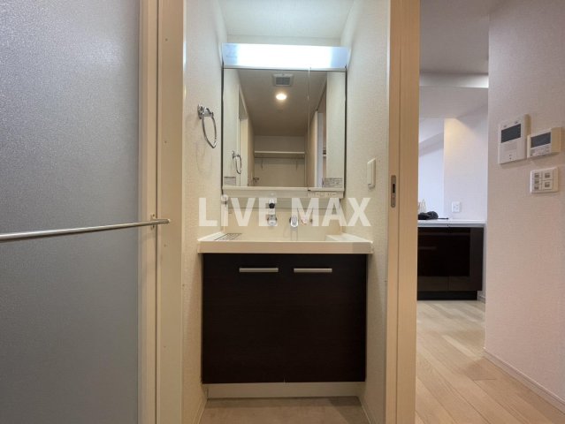 洗面設備　※別部屋のお写真です。