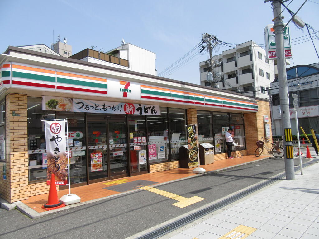 コンビニ　セブンイレブン阪急下新庄駅前店（コンビニ）まで112m