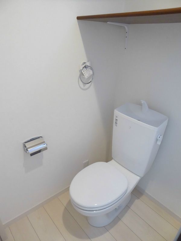 トイレ　トイレもきれいです