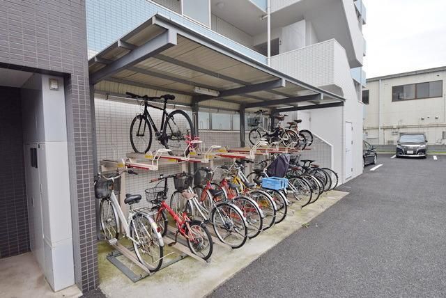 その他共有部分　★屋根付き駐輪場★