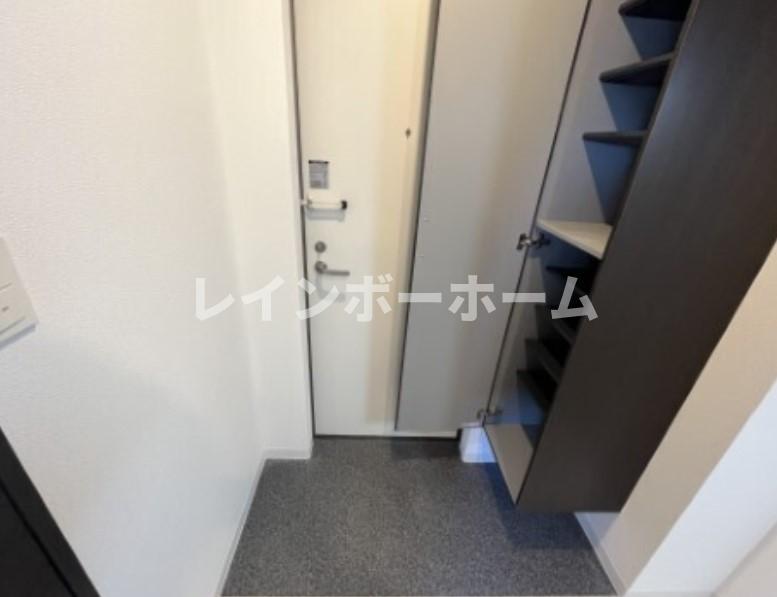 玄関　※同仕様施工。