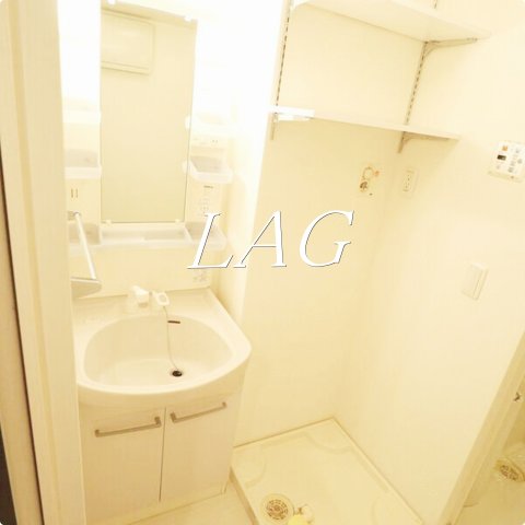 洗面設備　洗面台です。
