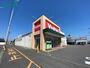 ドラックストア　V・drug四日市中川原店（ドラッグストア）まで435m