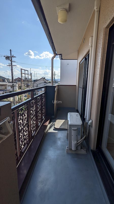 バルコニー　別部屋のお写真です。ご参考までに！
