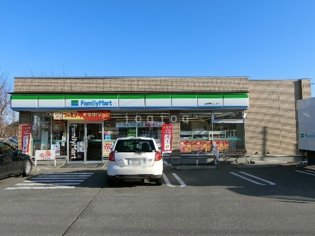 コンビニ　ファミリーマート函館神山2丁目店（コンビニ）まで358m