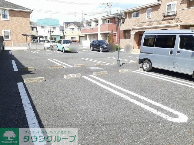 駐車場　駐車場