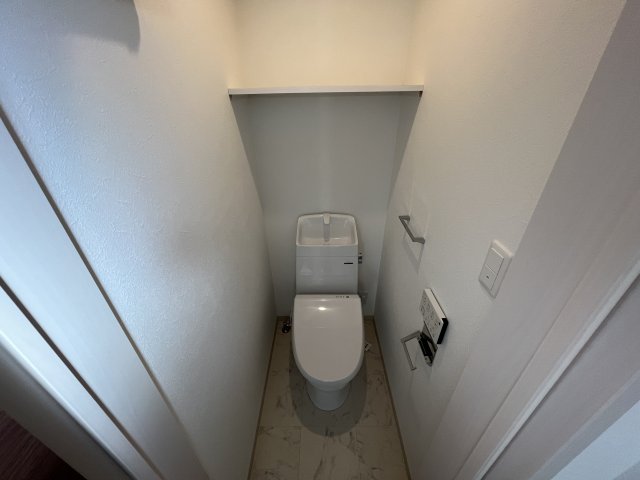 トイレ　温水洗浄便座付きでおすすめ！