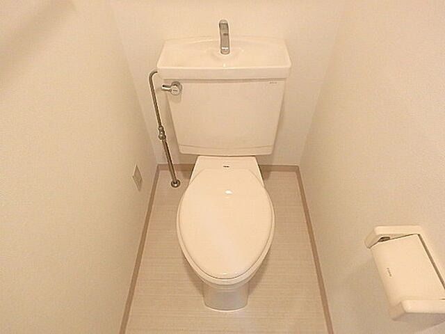 トイレ　（別タイプ参考写真）西日暮里１・４・３　荒川区西日暮里１