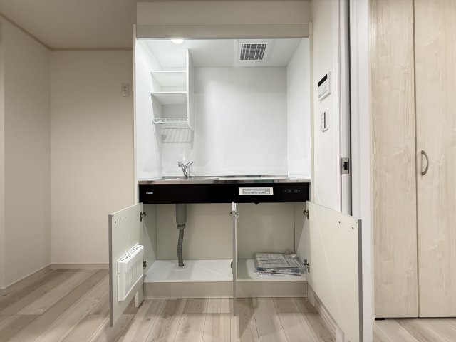 収納　調味料など収納できます