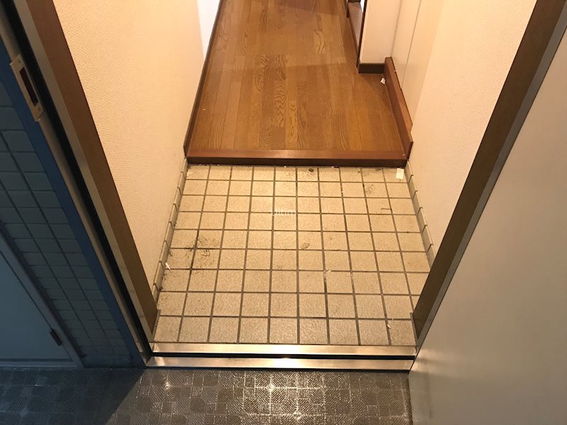 玄関　※同タイプの他のお部屋です