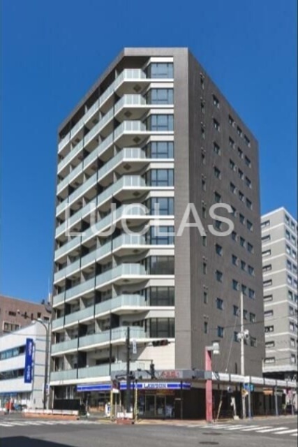 建物外観　『想いの先を照らし出す。』信頼が必要だから、ルクラスへ。